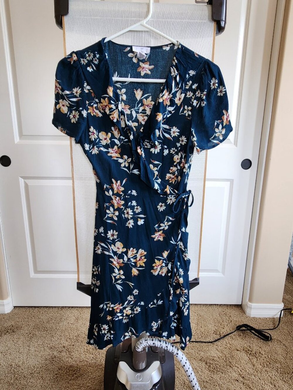 Floral Wrap Mini Dress Short Sleeve Ruffle Hem V-Neck